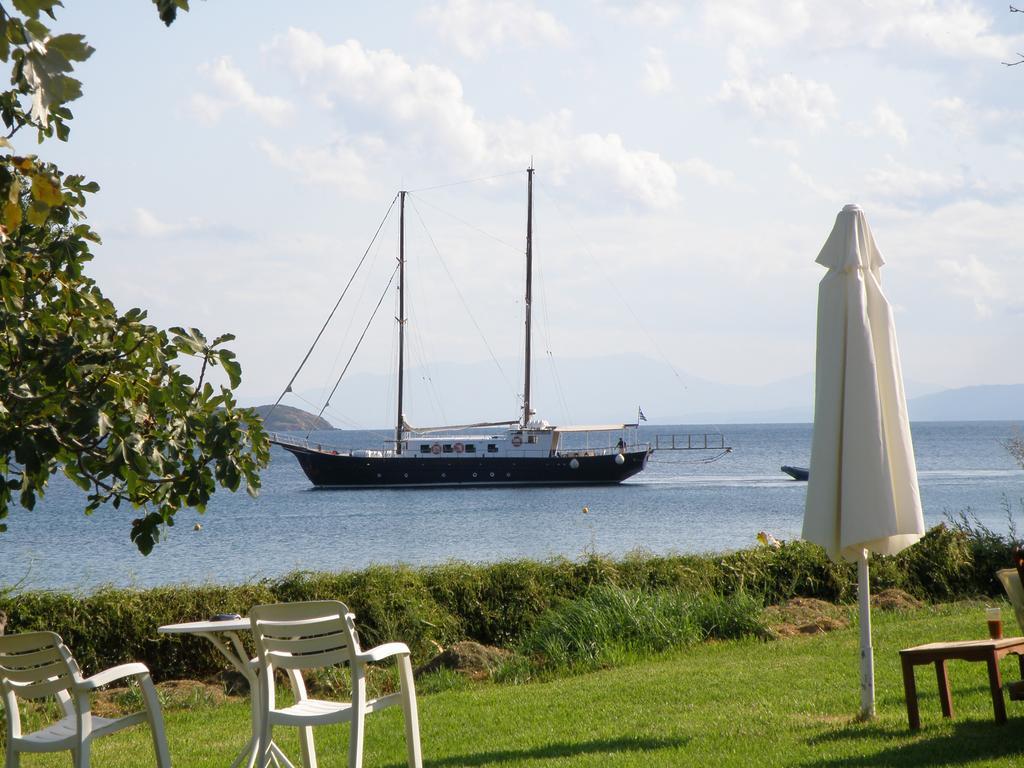Angeliki Beach Hotel Megáli Ámosz Kültér fotó